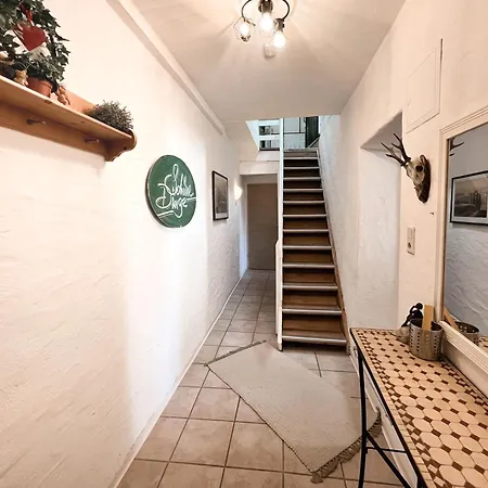 Mitten Im Zentrum Ferienwohnungen Mit Sonniger Terrasse Telfs Buitenkant foto